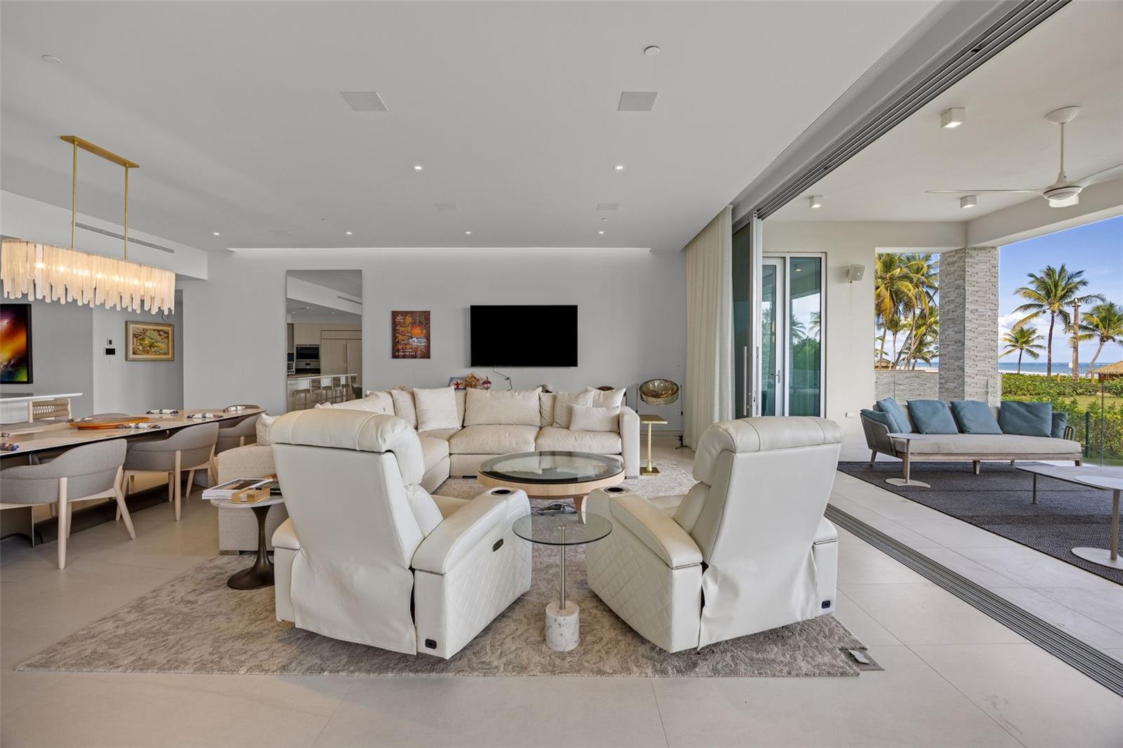 PR9118693 Property Photo