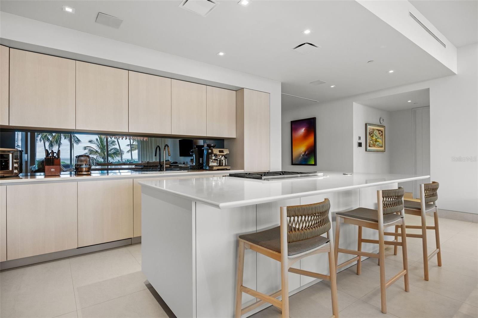 PR9118693 Property Photo