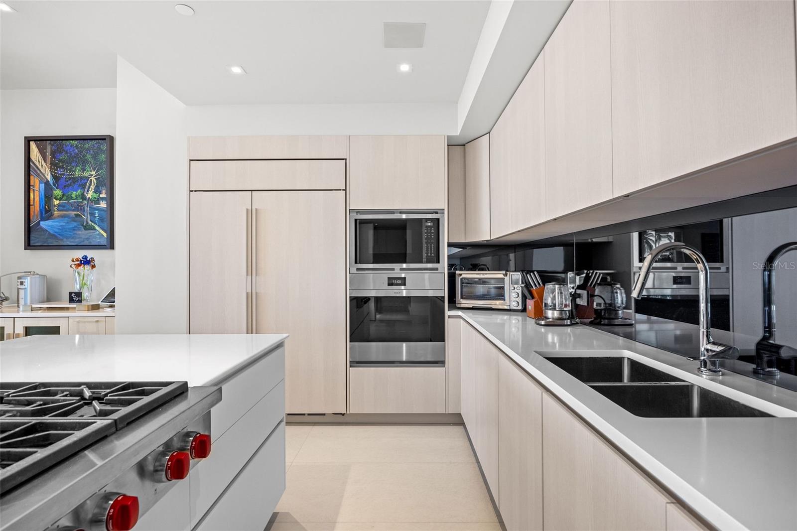 PR9118693 Property Photo