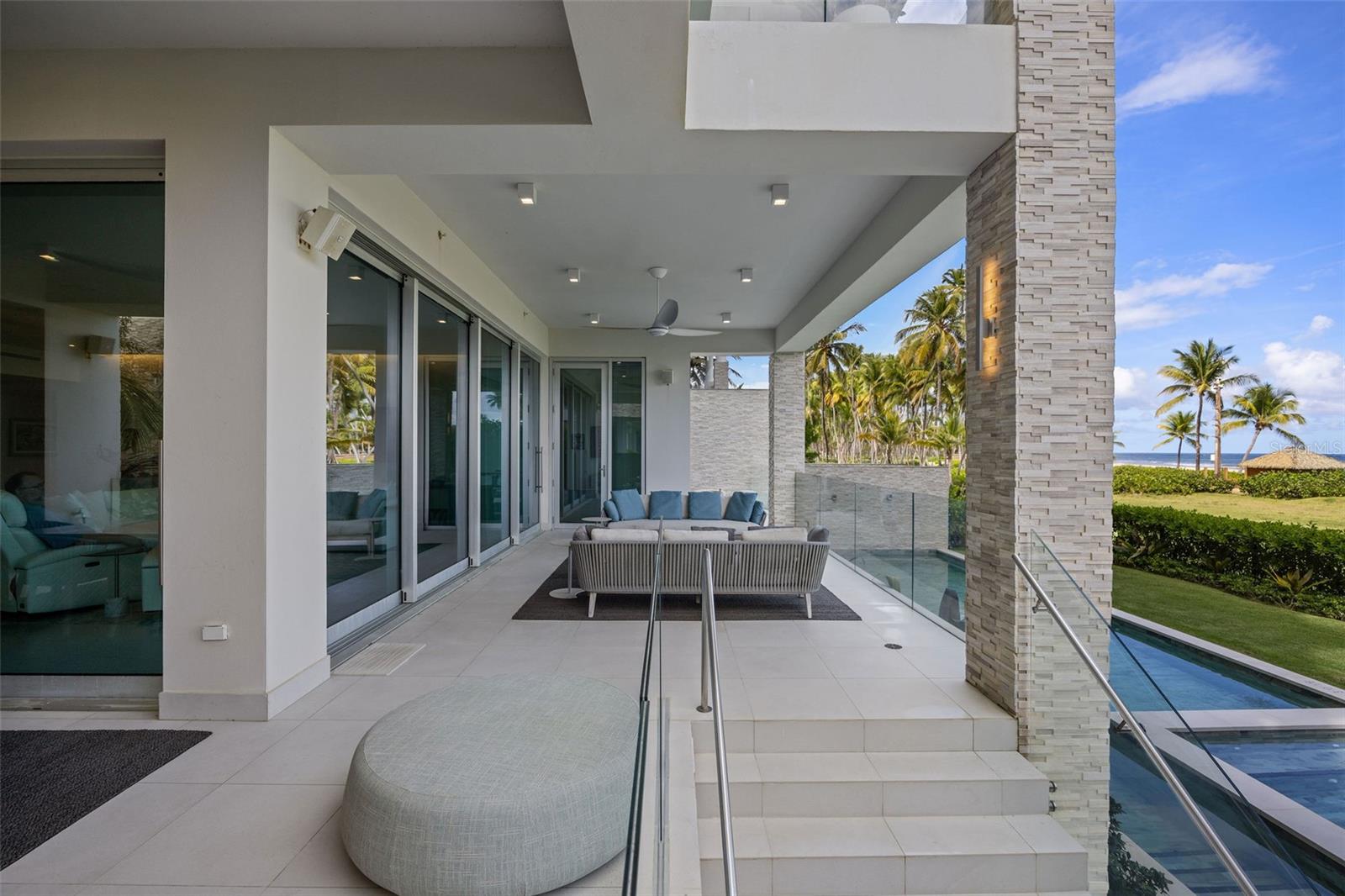 PR9118693 Property Photo