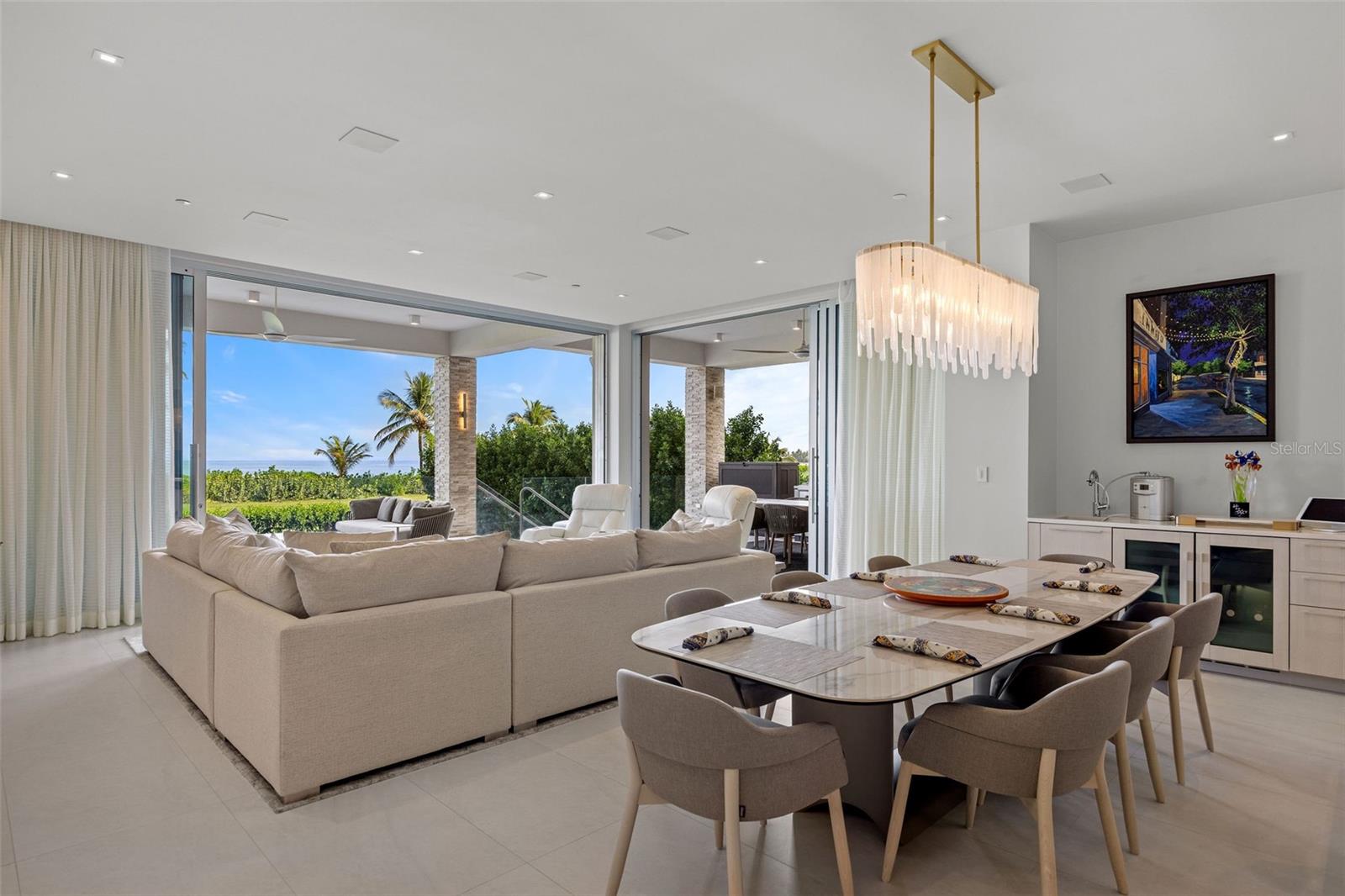 PR9118693 Property Photo