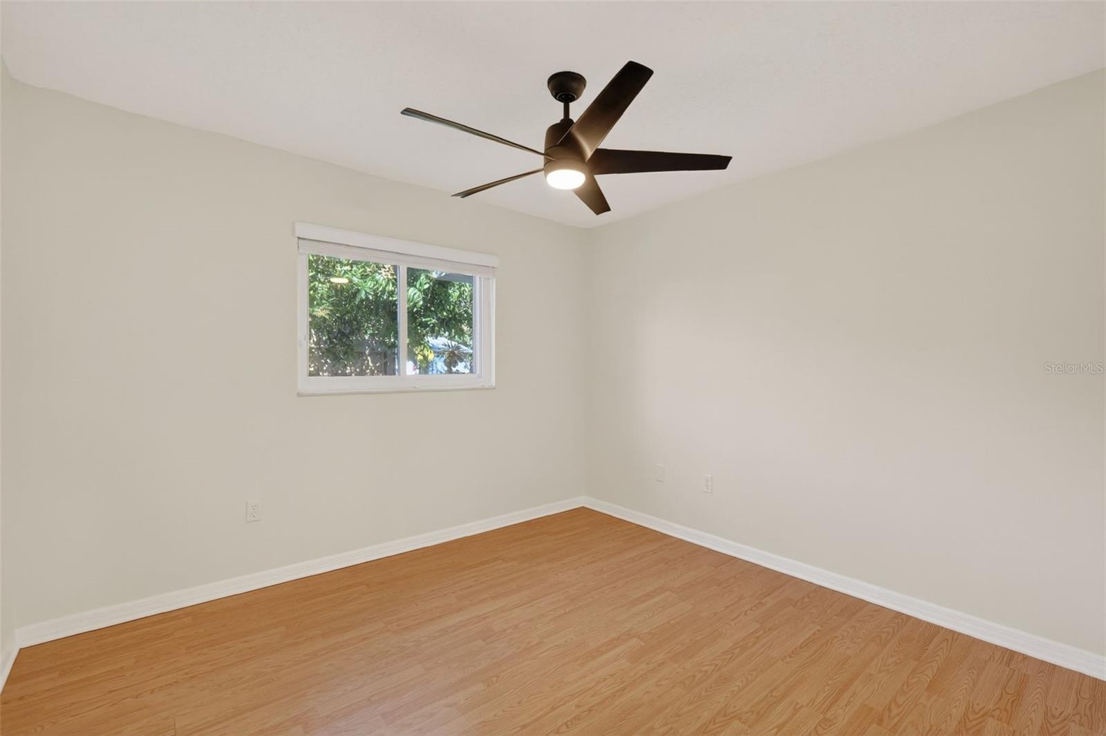 3450 LAUREL DR, MOUNT DORA, FL, 32757