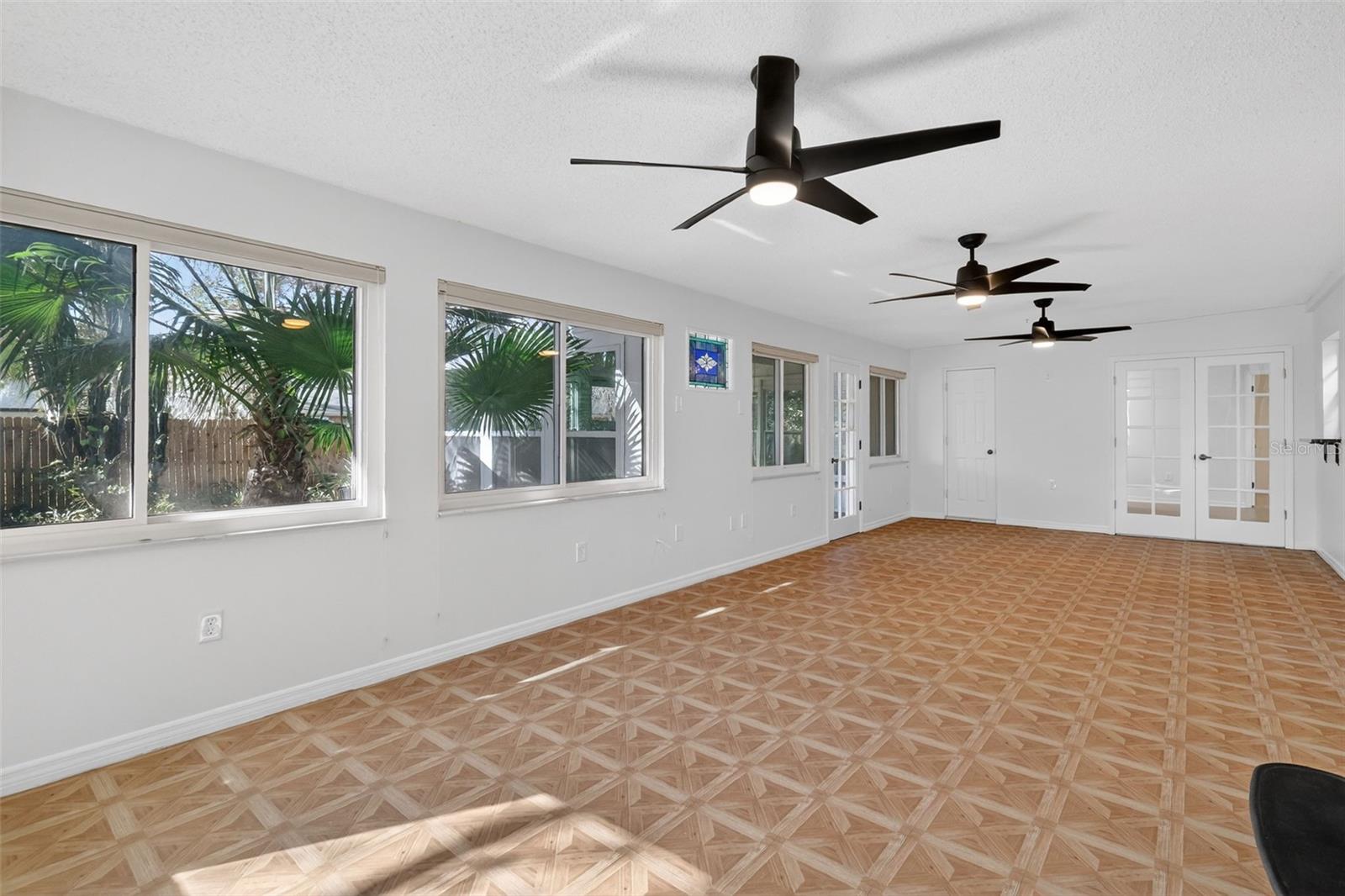3450 LAUREL DR, MOUNT DORA, FL, 32757