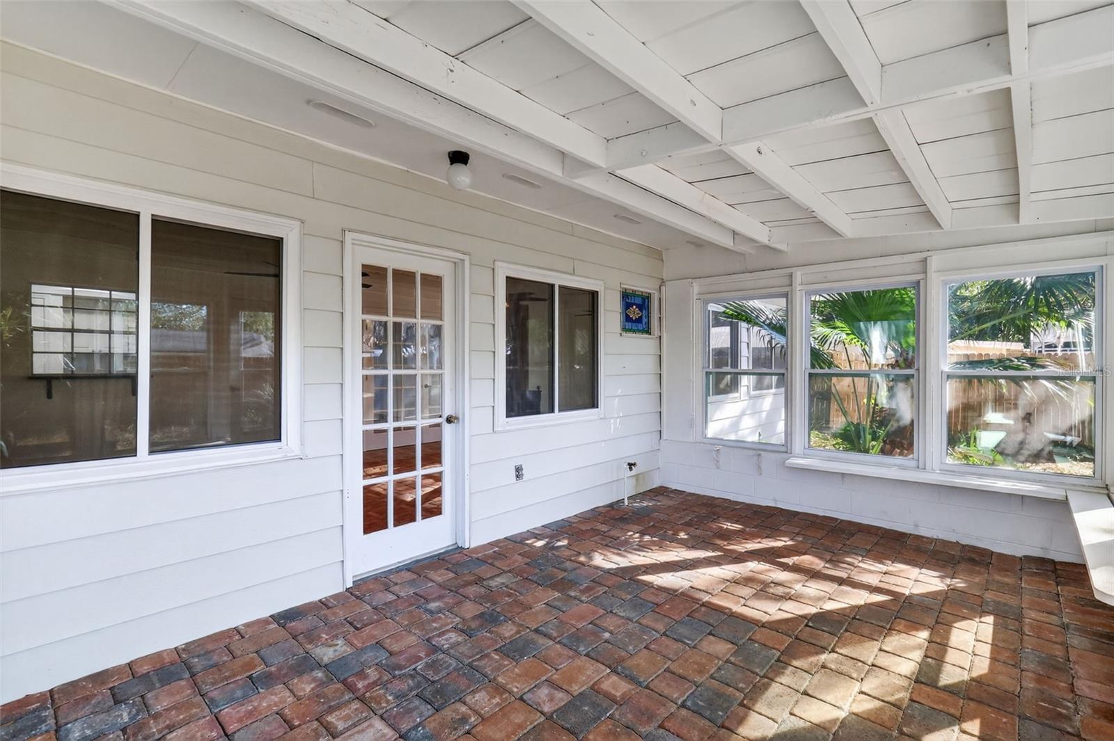 3450 LAUREL DR, MOUNT DORA, FL, 32757