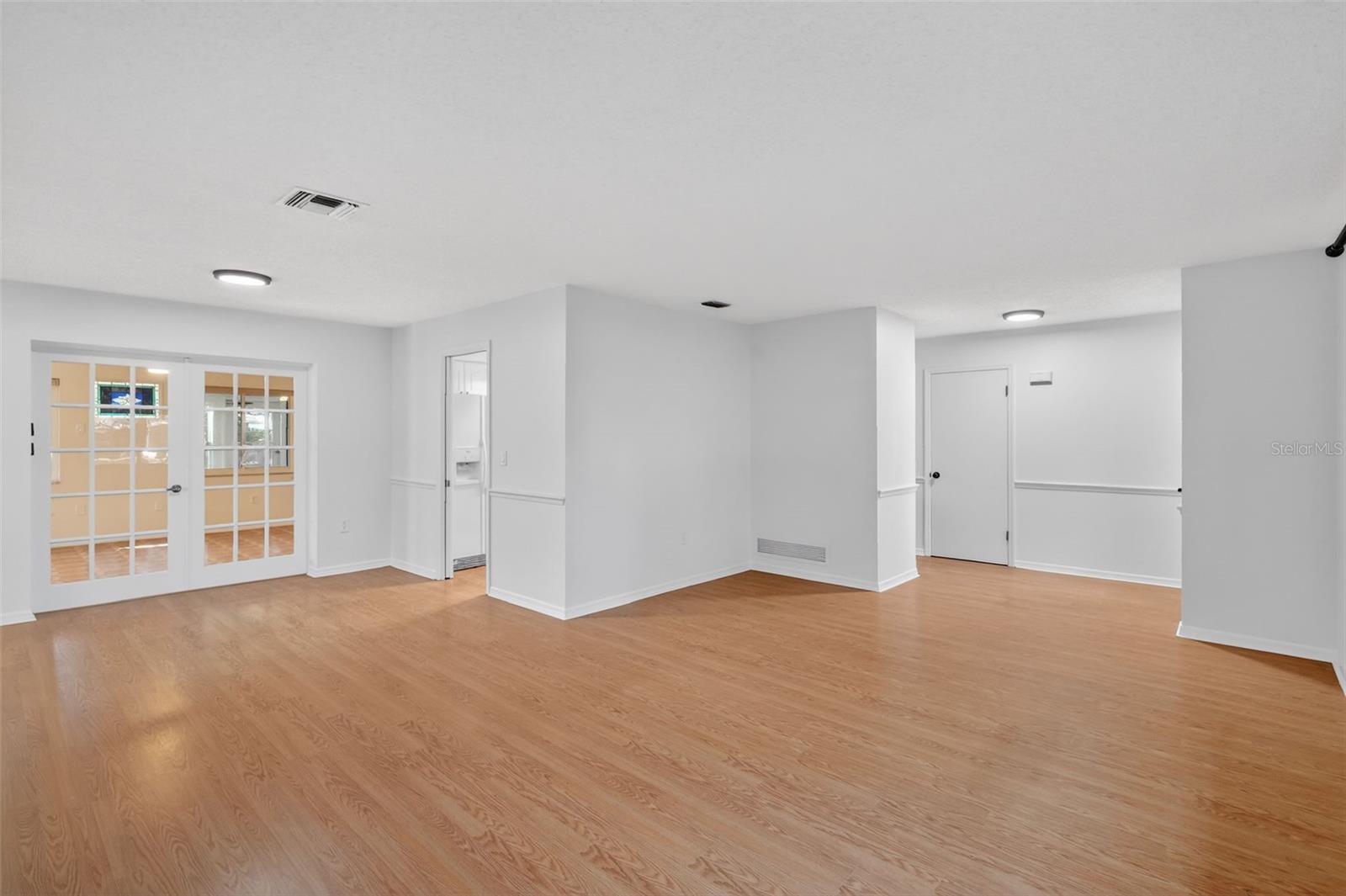 3450 LAUREL DR, MOUNT DORA, FL, 32757
