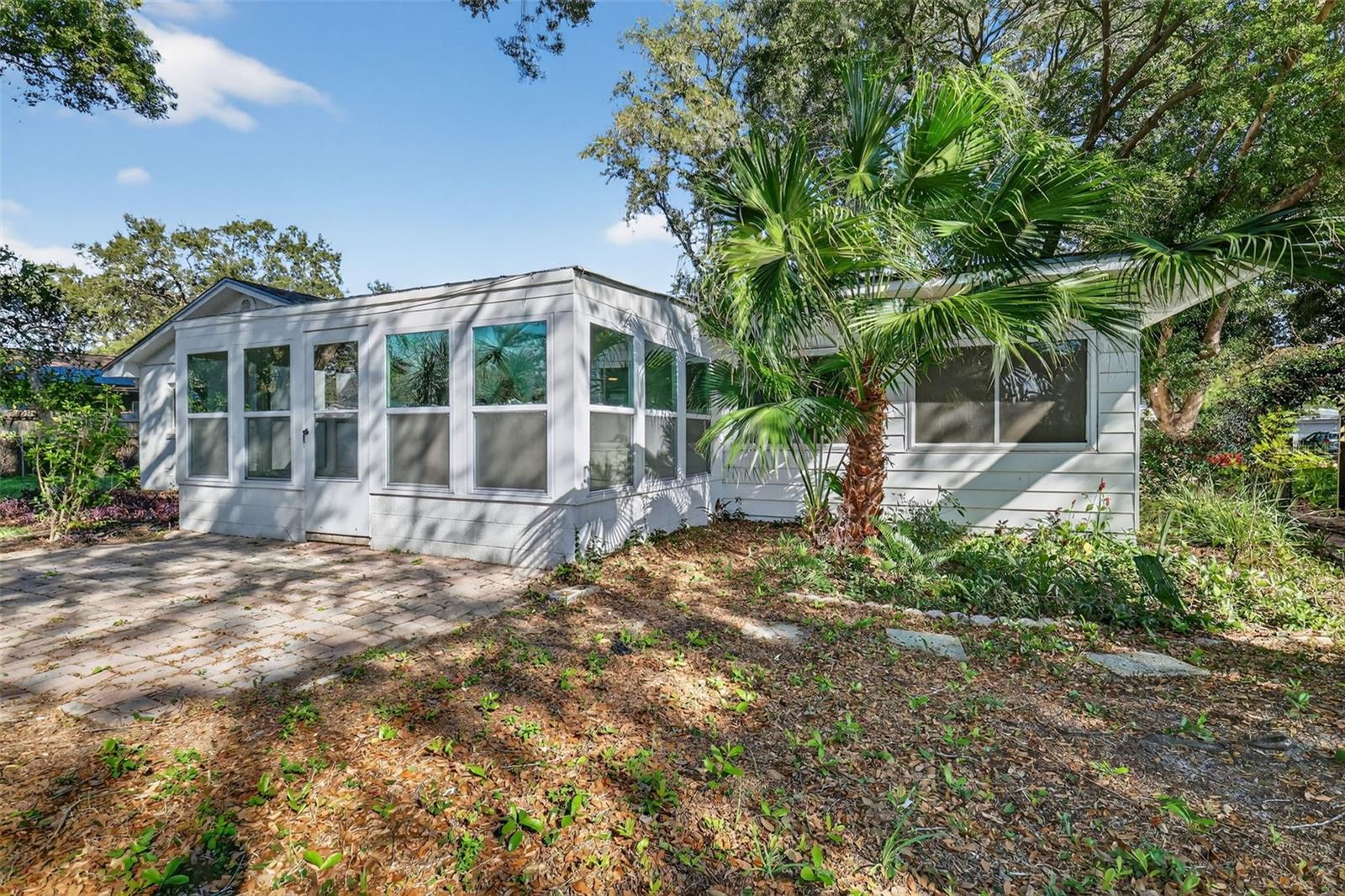 3450 LAUREL DR, MOUNT DORA, FL, 32757