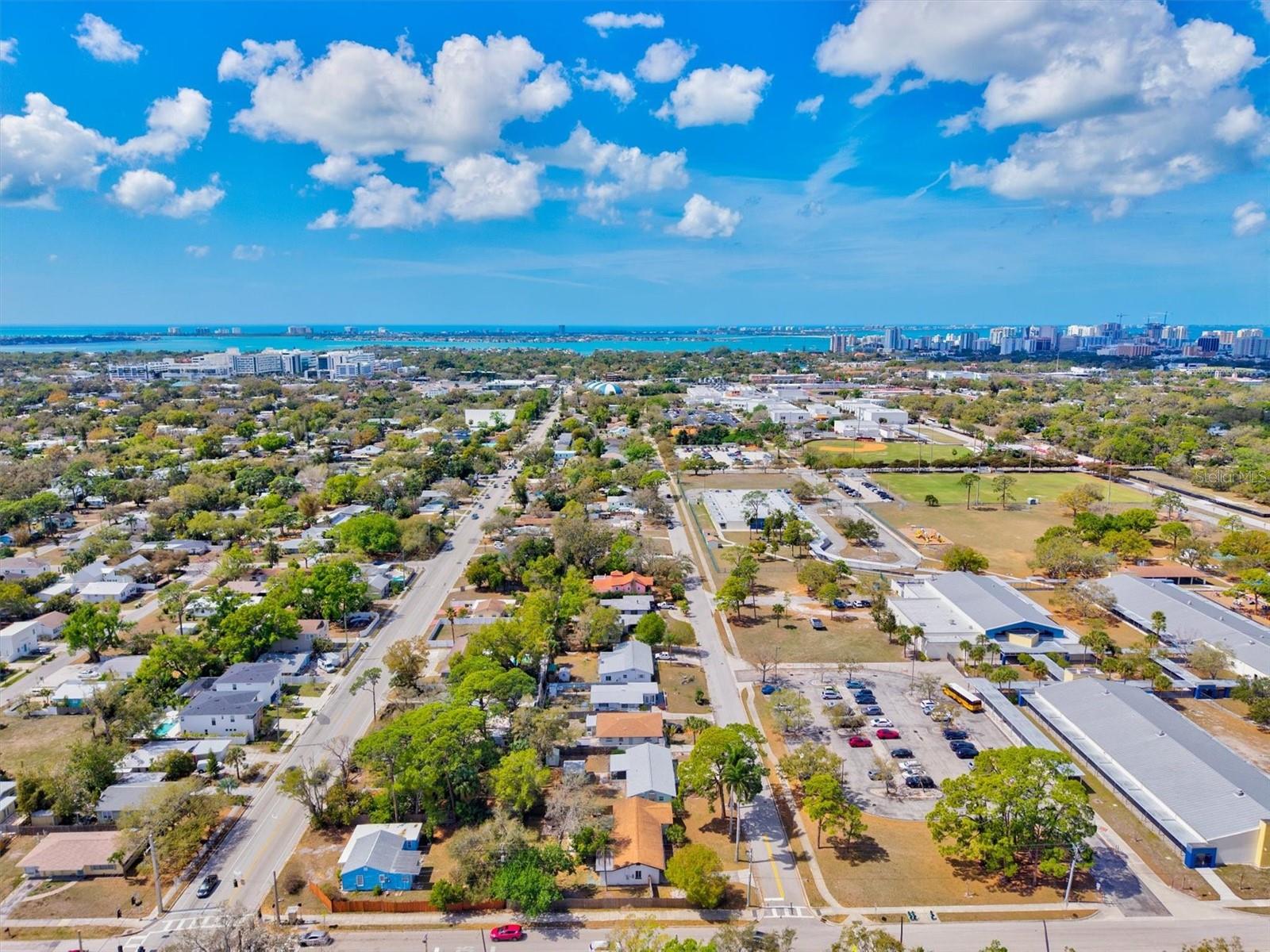 2586 TAMI SOLA ST, SARASOTA, FL, 34237