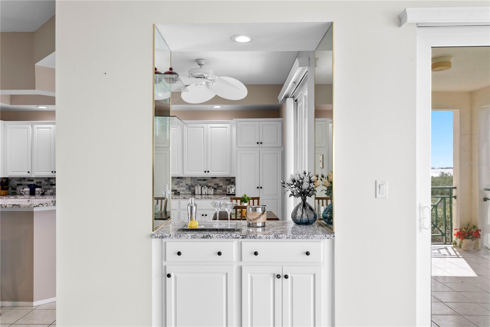 4717 DOLPHIN CAY LN S #203, ST PETERSBURG, FL, 33711