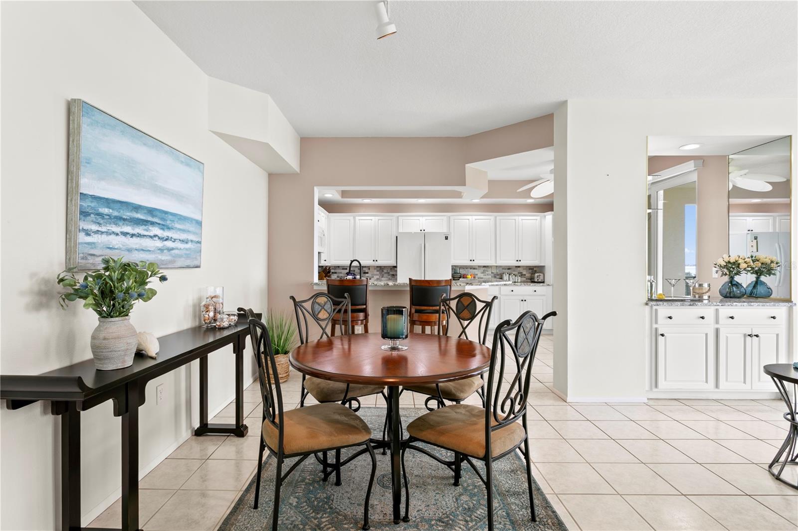 4717 DOLPHIN CAY LN S #203, ST PETERSBURG, FL, 33711