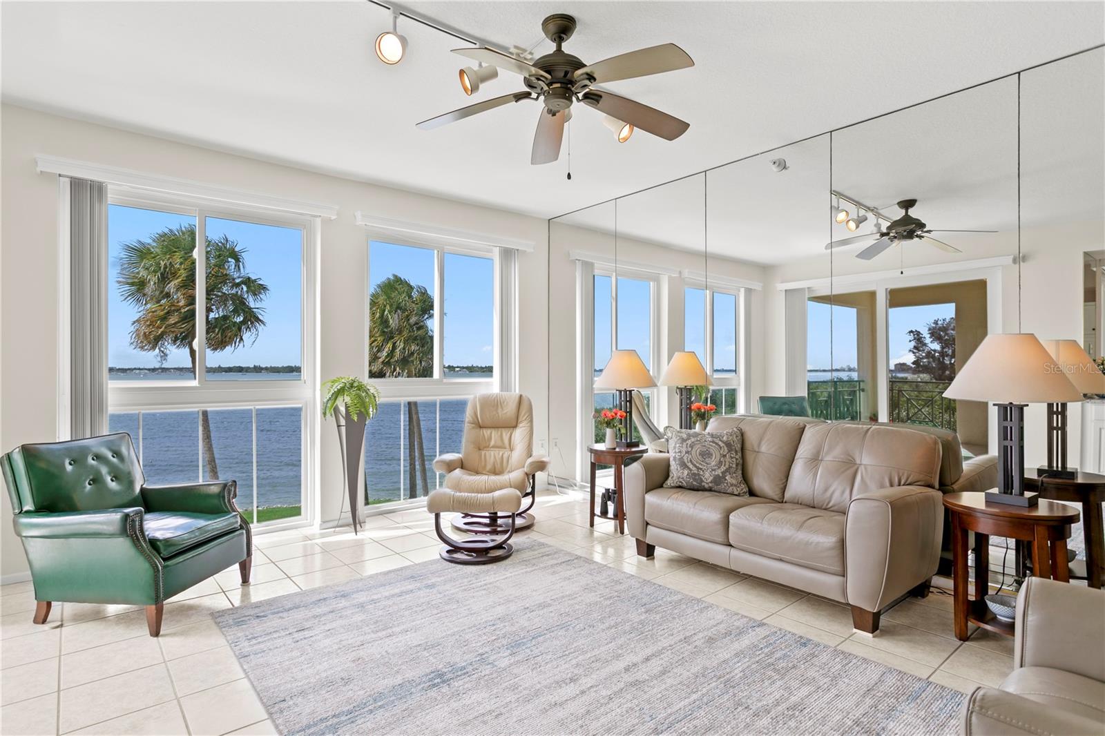 4717 DOLPHIN CAY LN S #203, ST PETERSBURG, FL, 33711