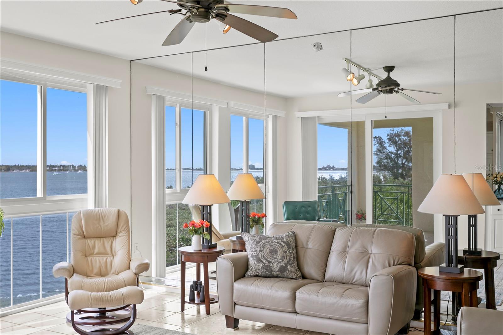 4717 DOLPHIN CAY LN S #203, ST PETERSBURG, FL, 33711