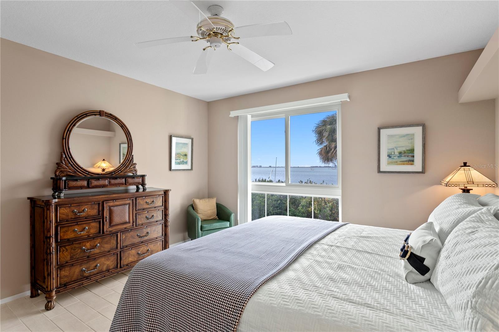 4717 DOLPHIN CAY LN S #203, ST PETERSBURG, FL, 33711