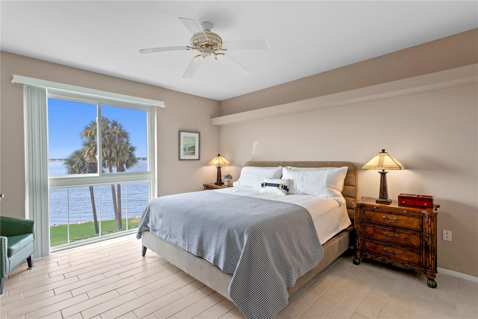 4717 DOLPHIN CAY LN S #203, ST PETERSBURG, FL, 33711