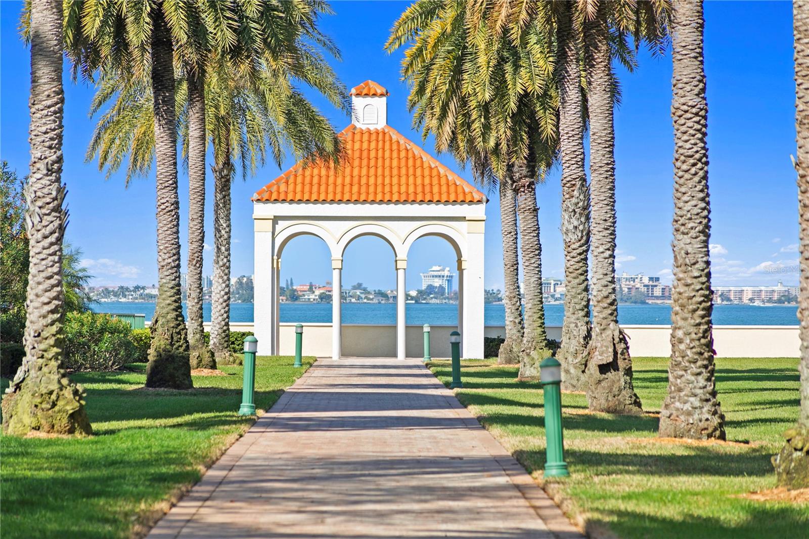 4717 DOLPHIN CAY LN S #203, ST PETERSBURG, FL, 33711