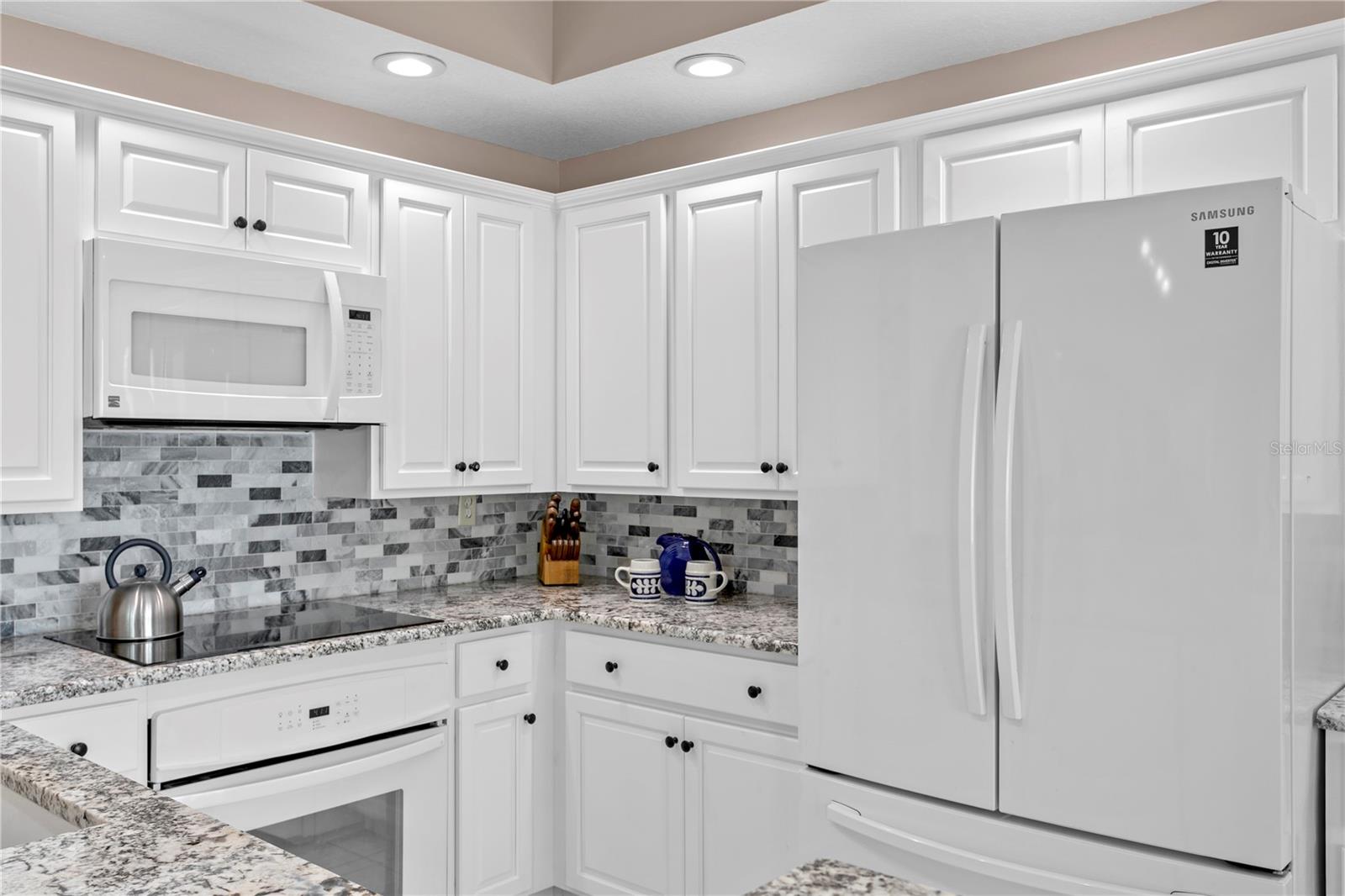 4717 DOLPHIN CAY LN S #203, ST PETERSBURG, FL, 33711