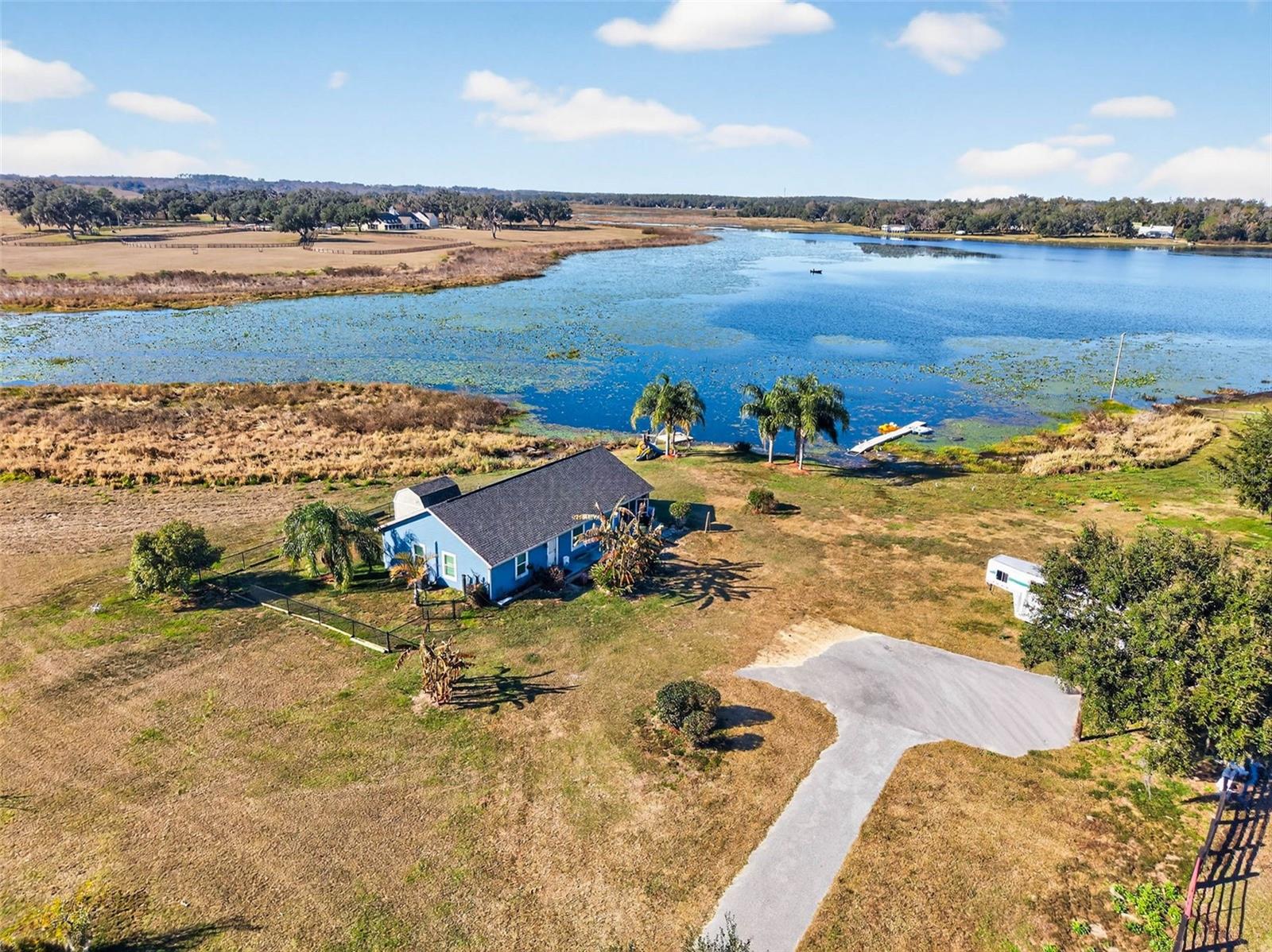 TB8466998 Property Photo