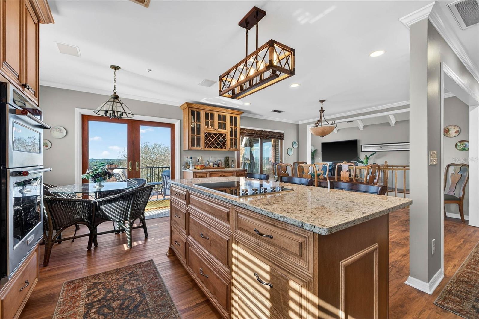 TB8466998 Property Photo