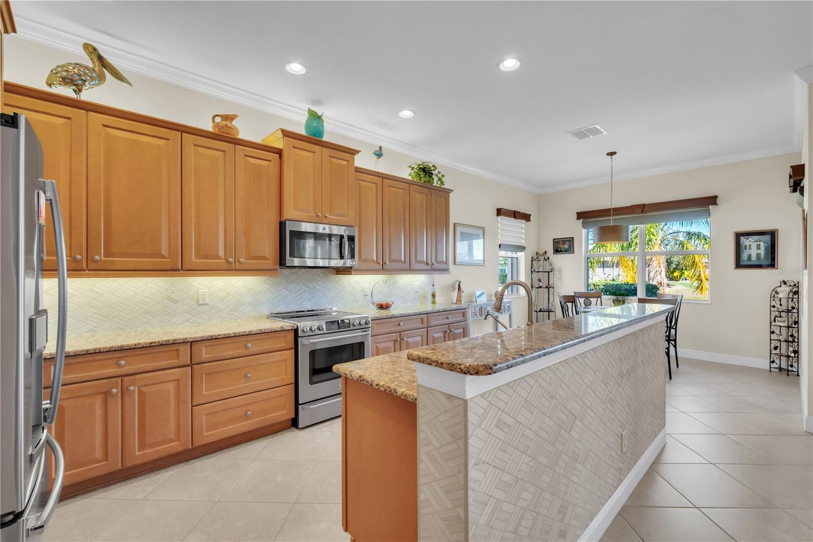 16108 CEDAR KEY DR, WIMAUMA, FL, 33598