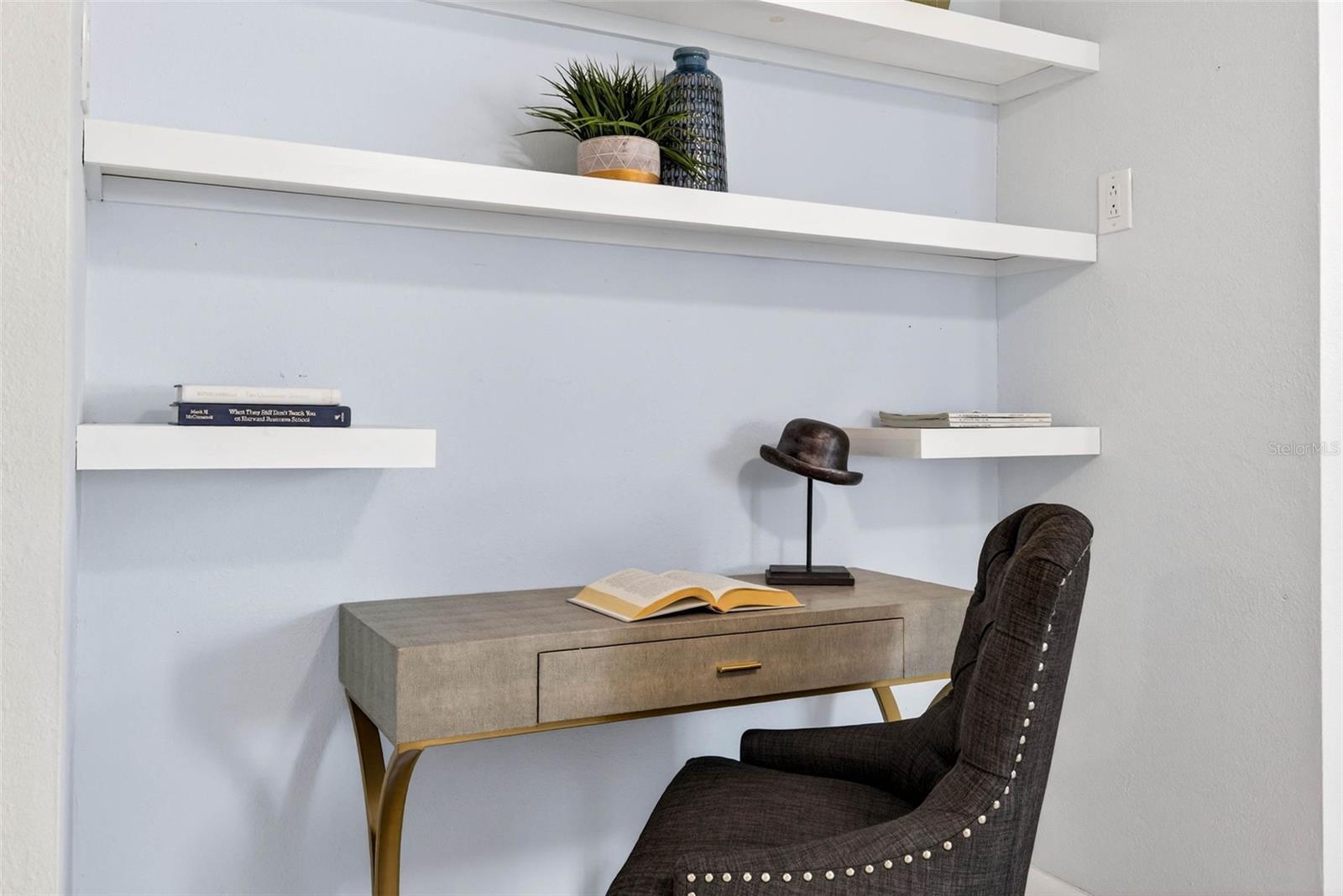 6701 BURLINGTON AVE N, ST PETERSBURG, FL, 33710