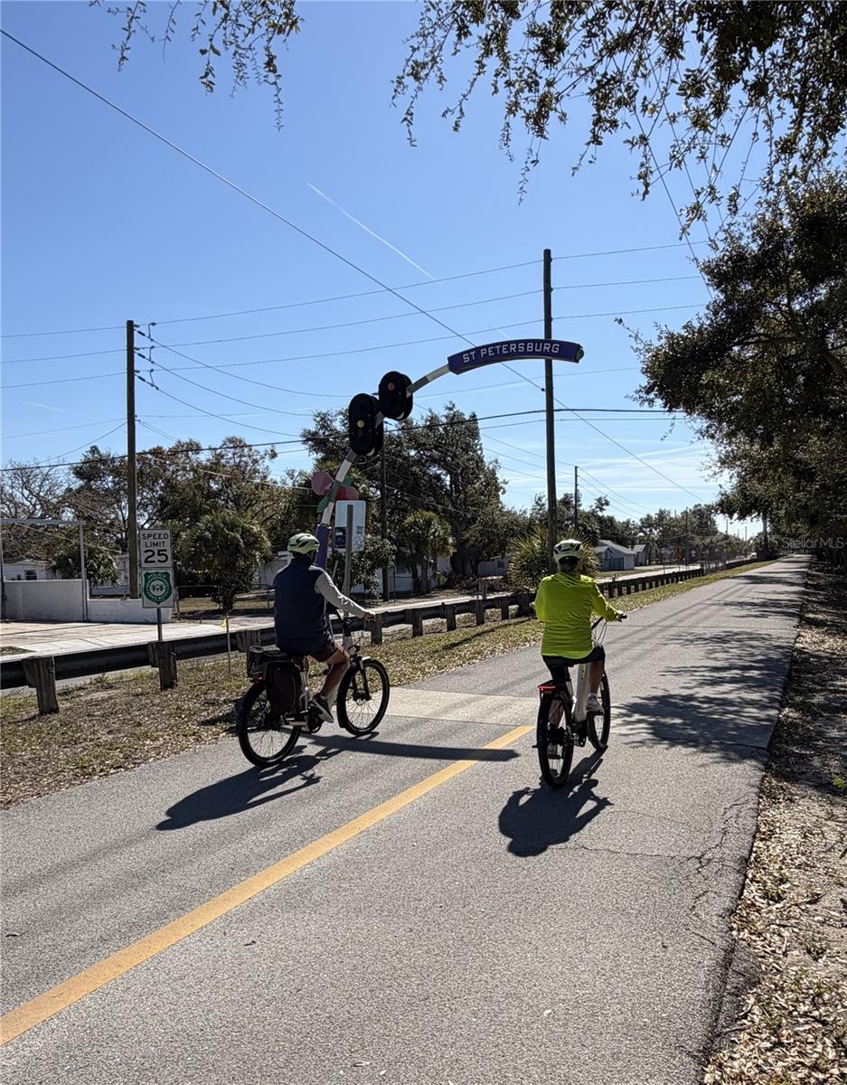 6701 BURLINGTON AVE N, ST PETERSBURG, FL, 33710