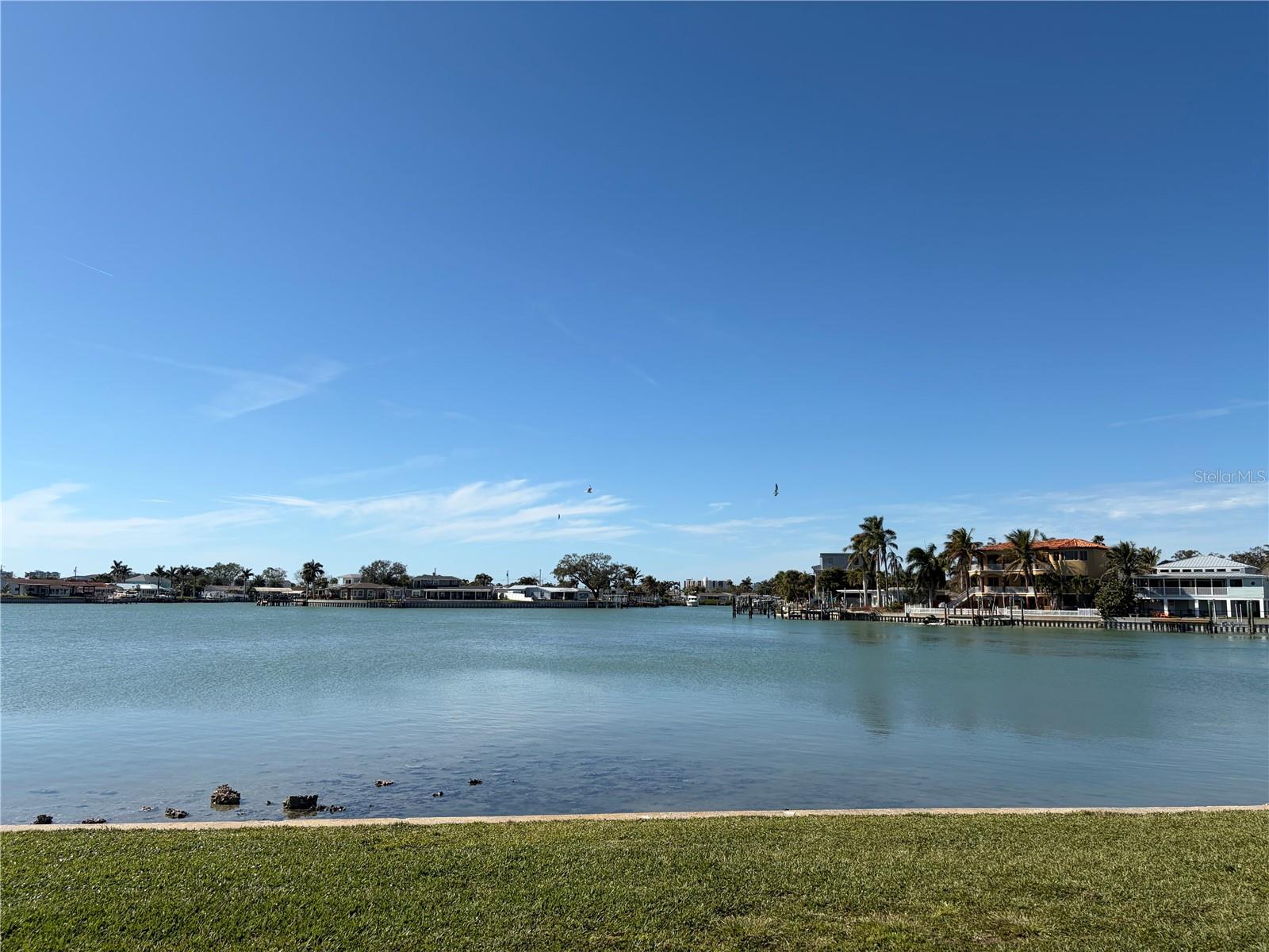 6701 BURLINGTON AVE N, ST PETERSBURG, FL, 33710