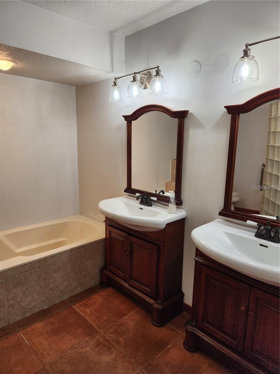 7209 DR PHILLIPS BLVD, ORLANDO, FL, 32819