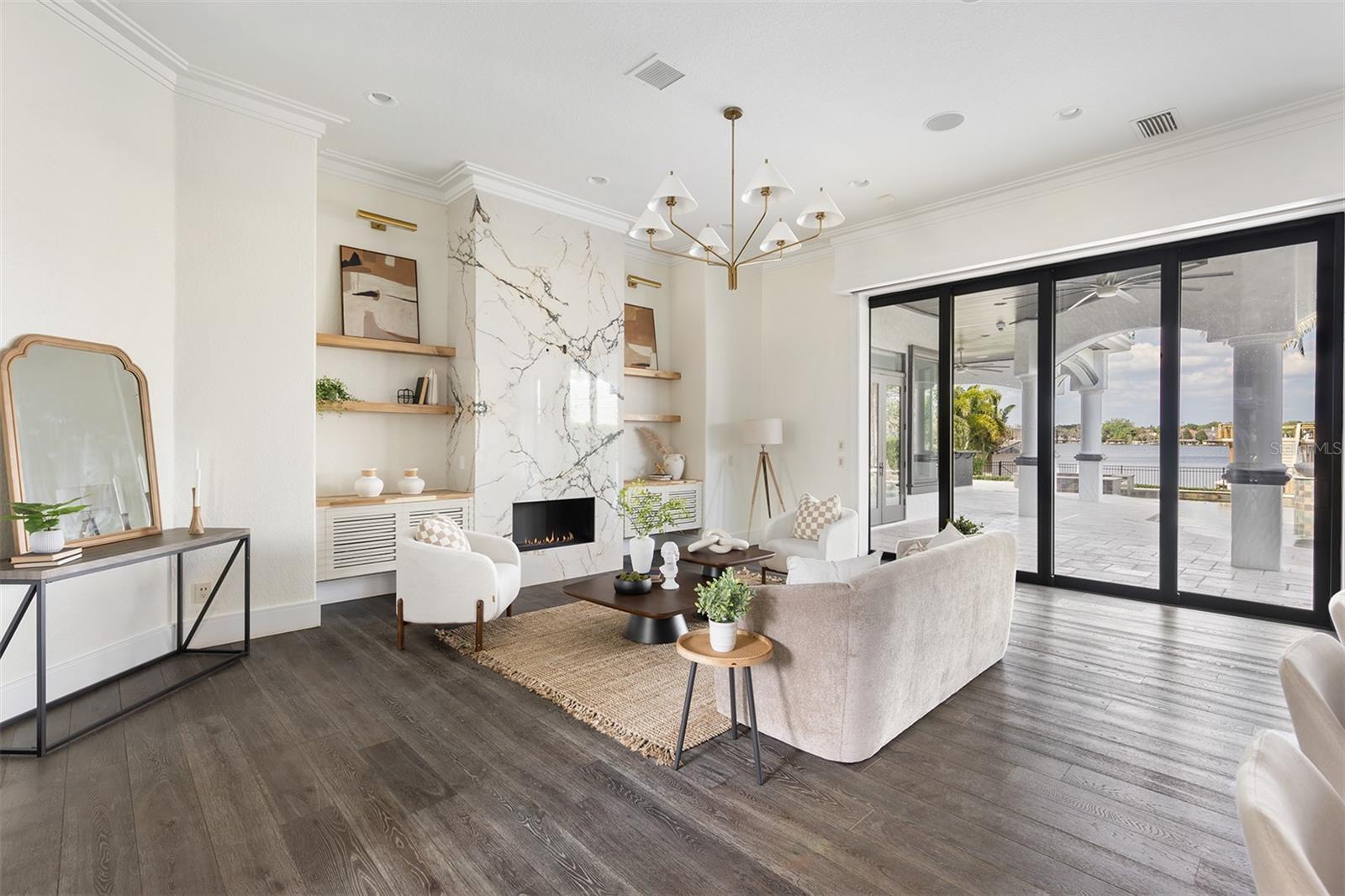 O6375693 Property Photo