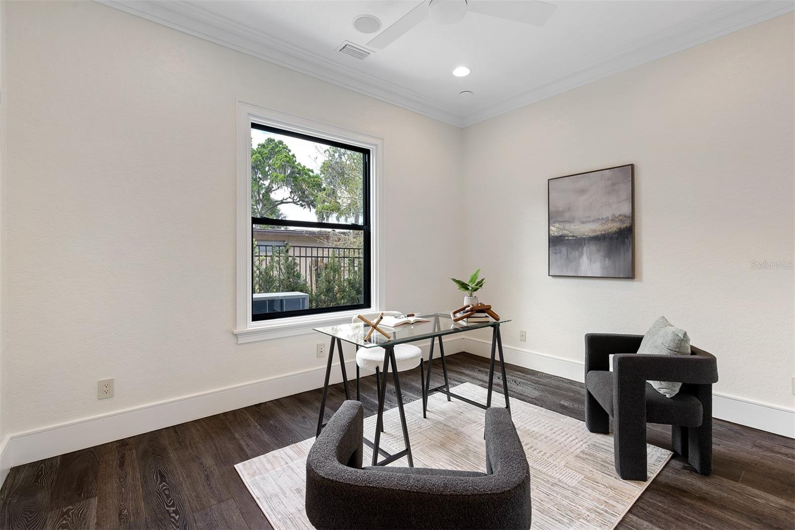 O6375693 Property Photo