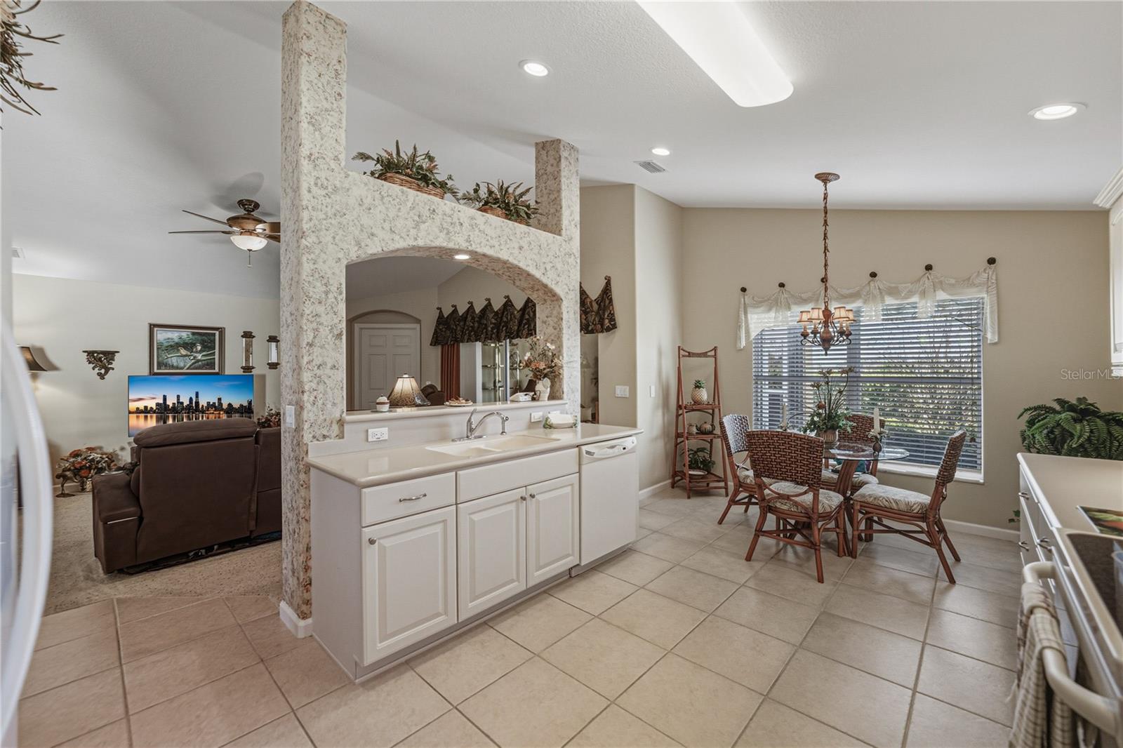 332 NIBLICK CIR, WINTER HAVEN, FL, 33881