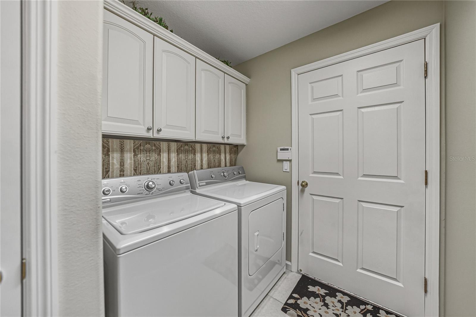 332 NIBLICK CIR, WINTER HAVEN, FL, 33881