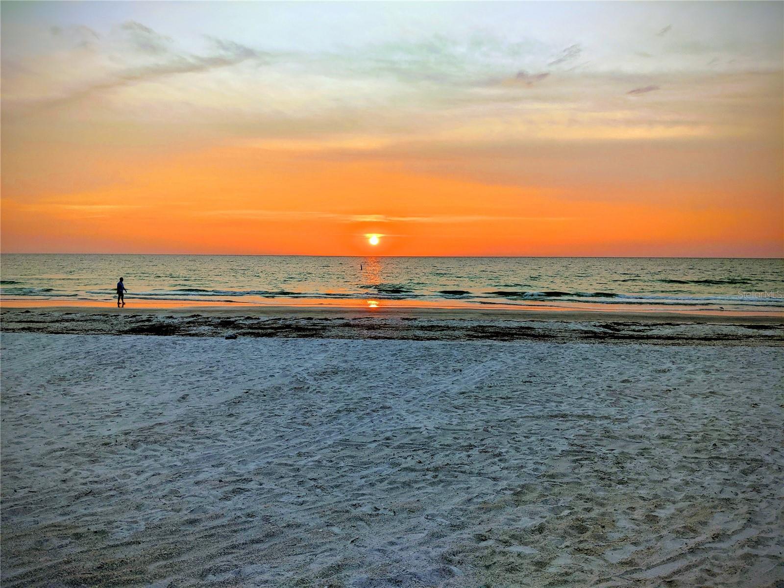 825 E GULF BLVD #110, INDIAN ROCKS BEACH, FL, 33785