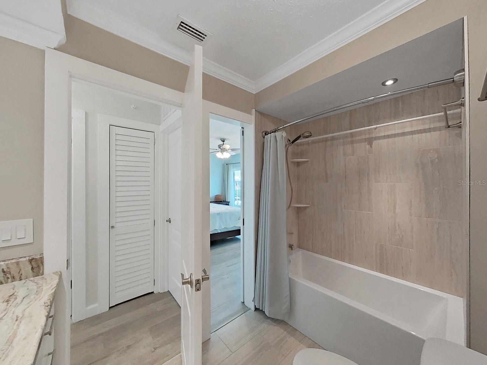 825 E GULF BLVD #110, INDIAN ROCKS BEACH, FL, 33785