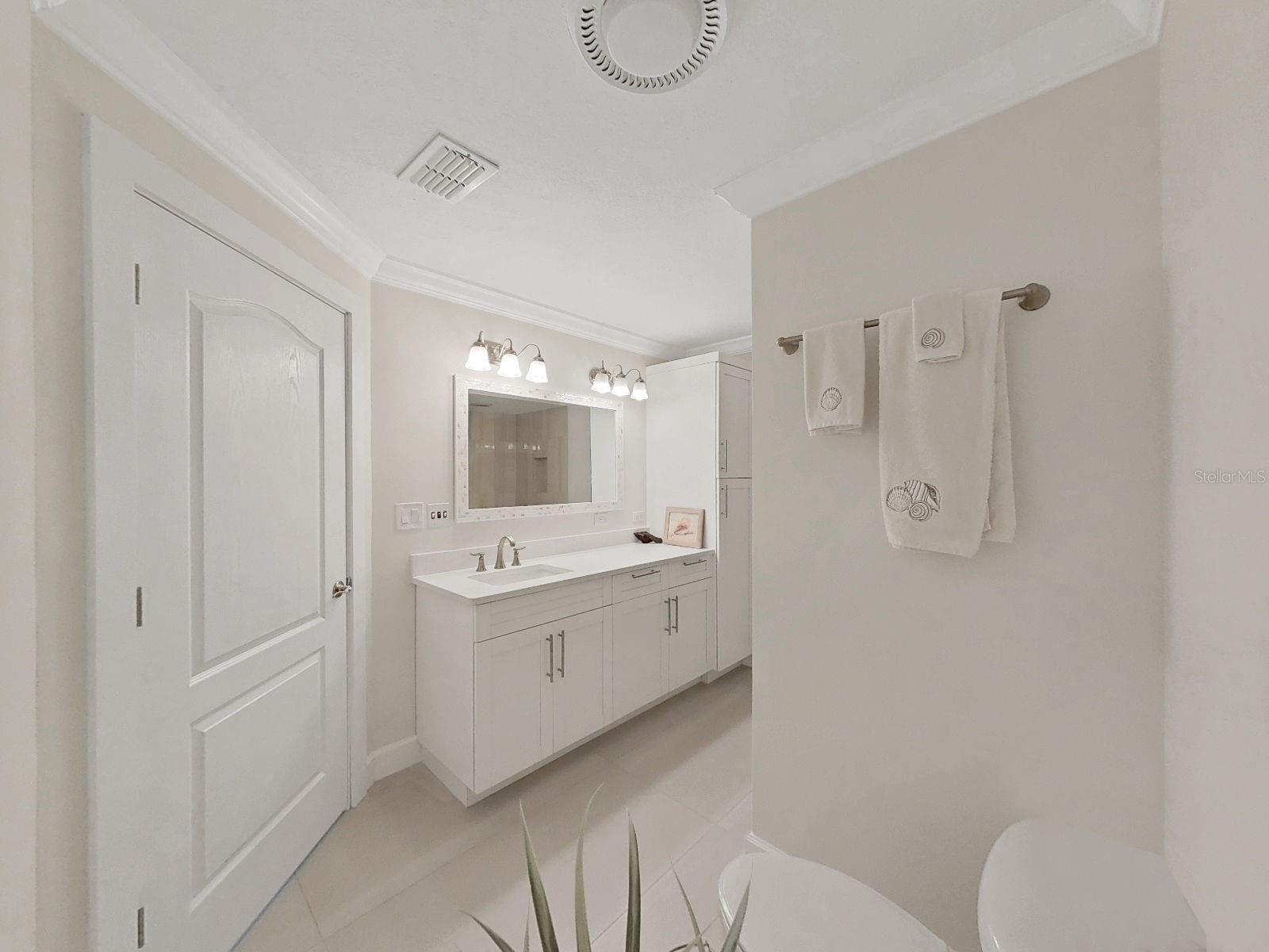 825 E GULF BLVD #110, INDIAN ROCKS BEACH, FL, 33785