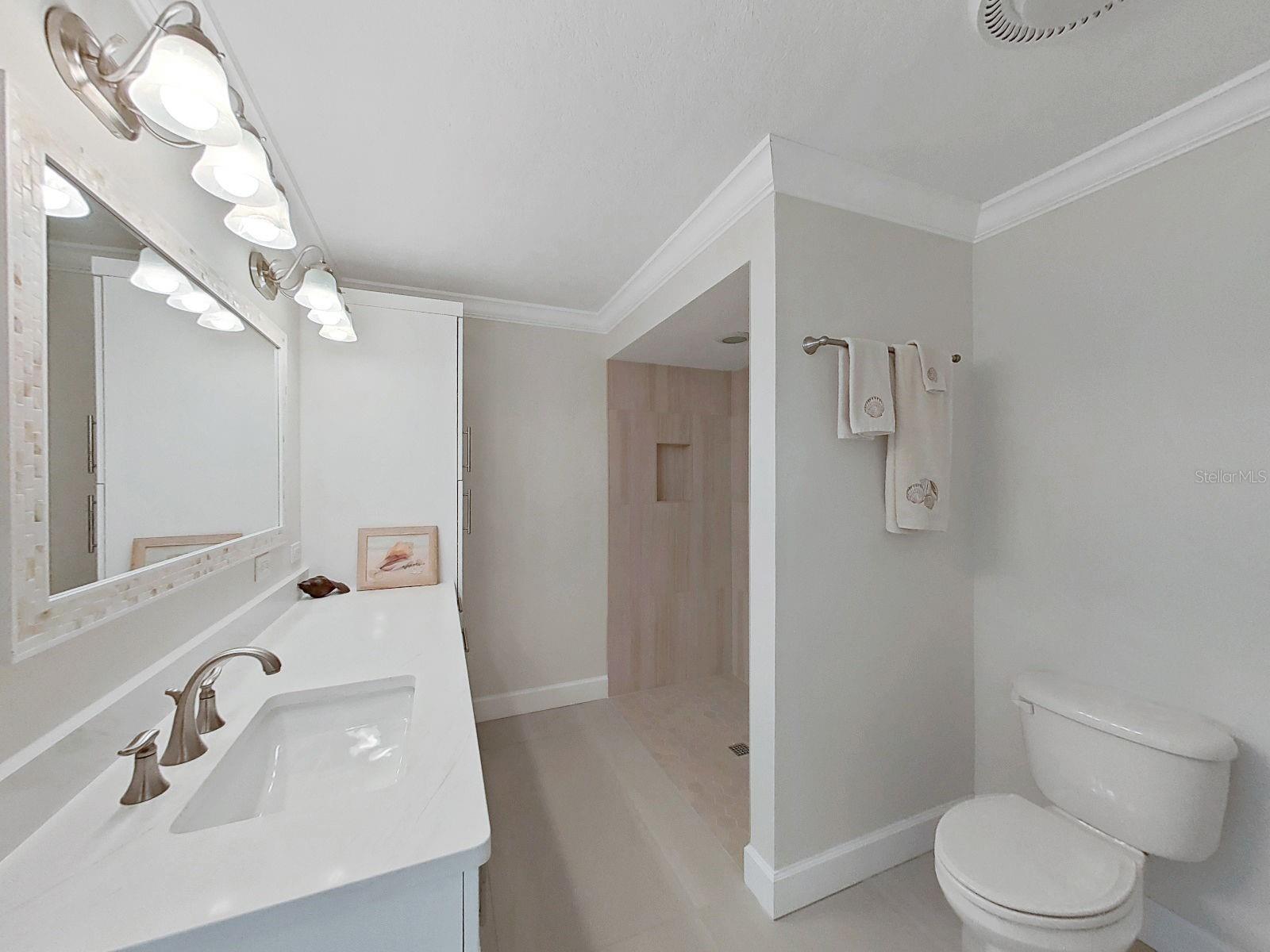 825 E GULF BLVD #110, INDIAN ROCKS BEACH, FL, 33785