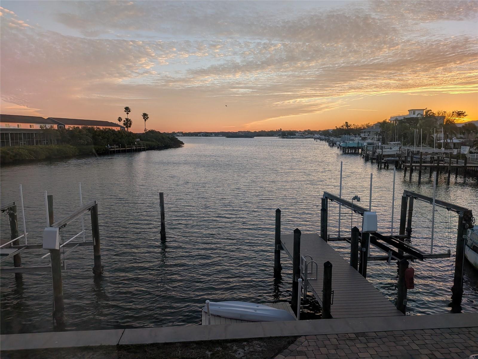 825 E GULF BLVD #110, INDIAN ROCKS BEACH, FL, 33785