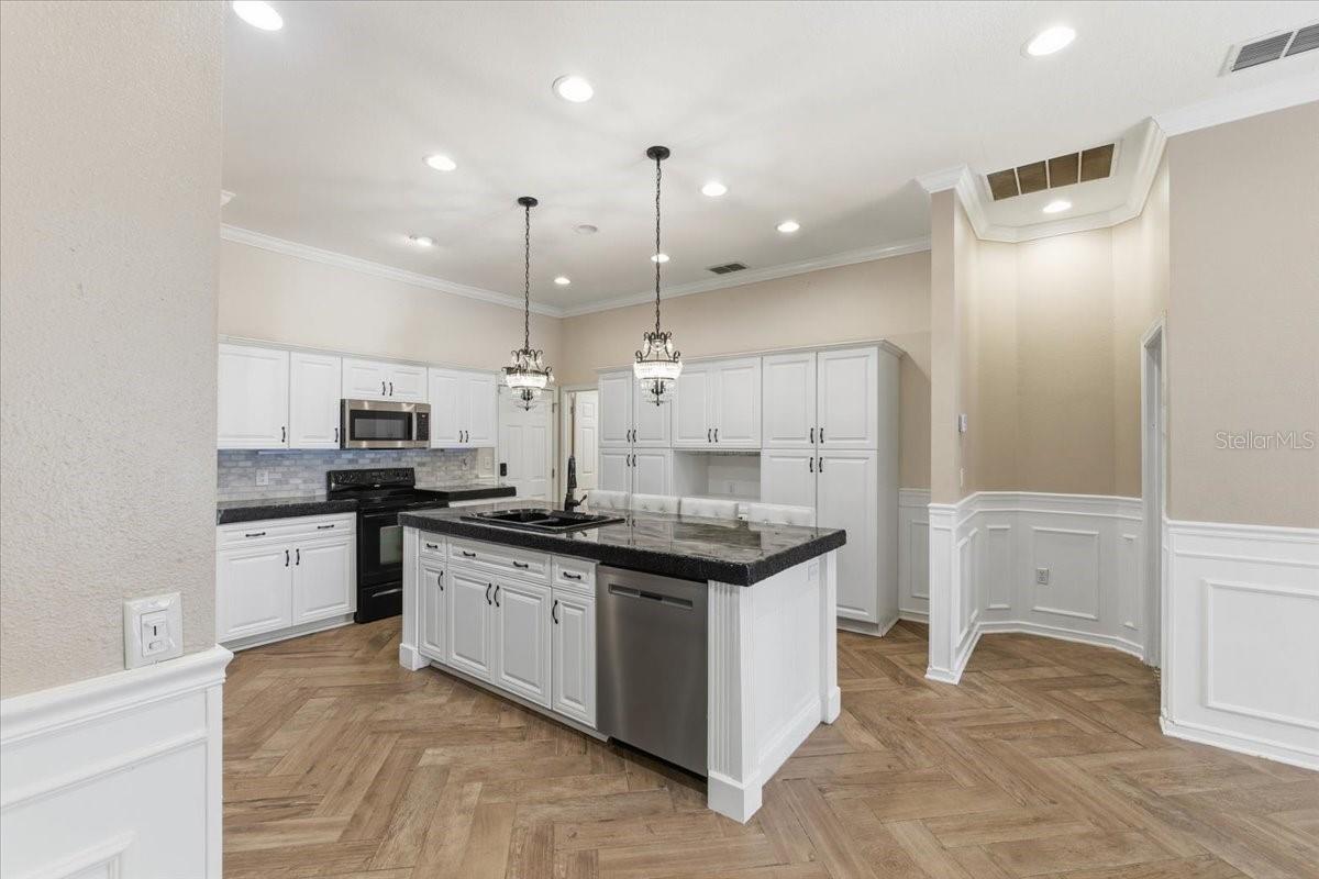 70 PONCE DELEON DR, PALM COAST, FL, 32164