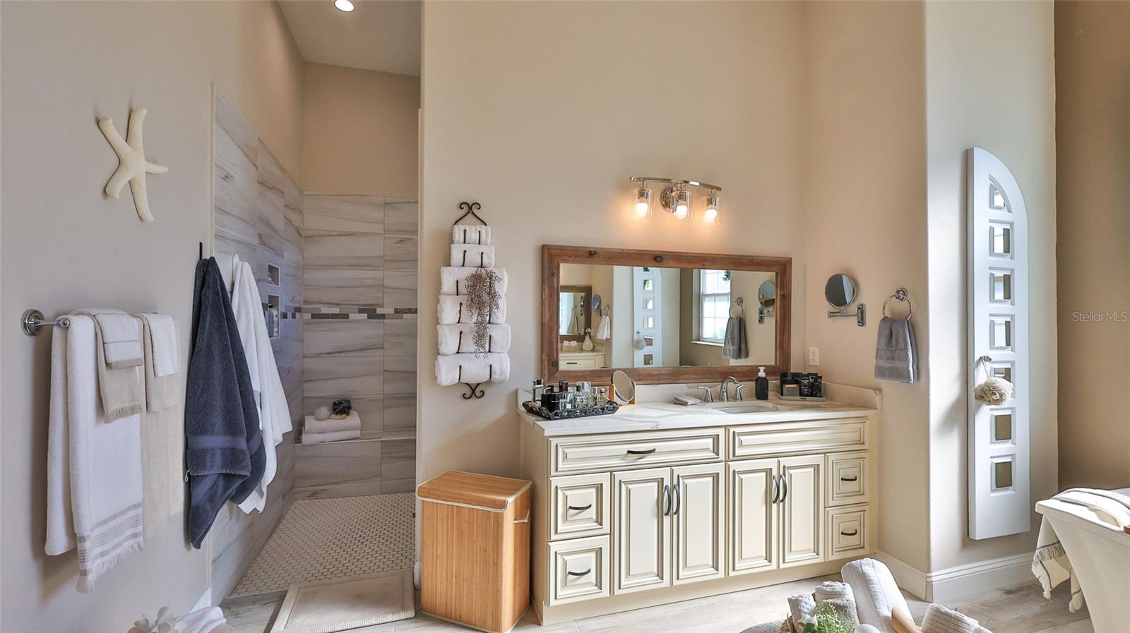 1 ROCKWELL LN, PALM COAST, FL, 32164