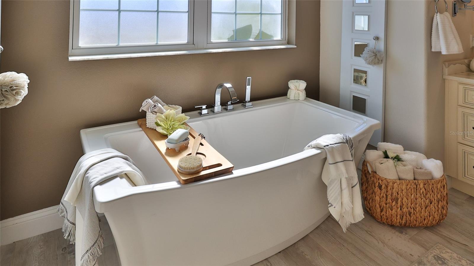 1 ROCKWELL LN, PALM COAST, FL, 32164