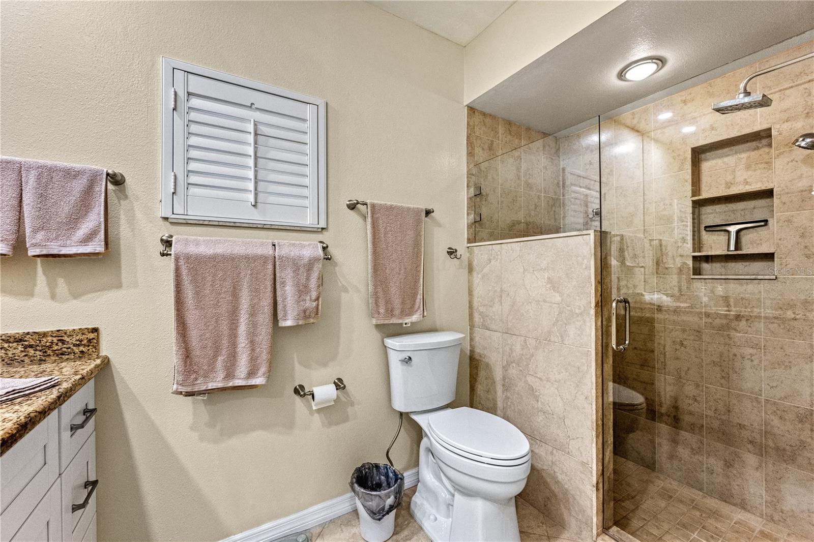 1320 MOONMIST DR #B-11, SARASOTA, FL, 34242