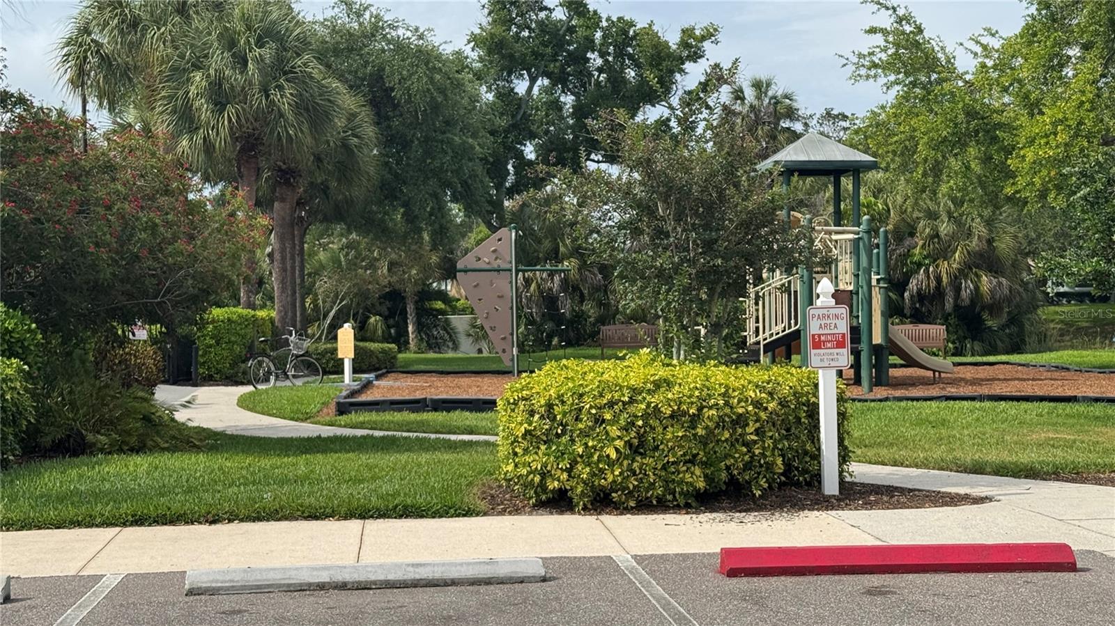 7338 SKYBIRD RD #413, BRADENTON, FL, 34209