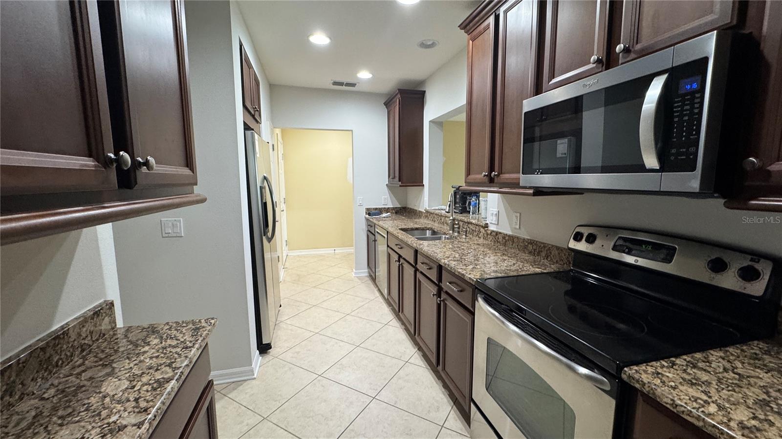 7338 SKYBIRD RD #413, BRADENTON, FL, 34209