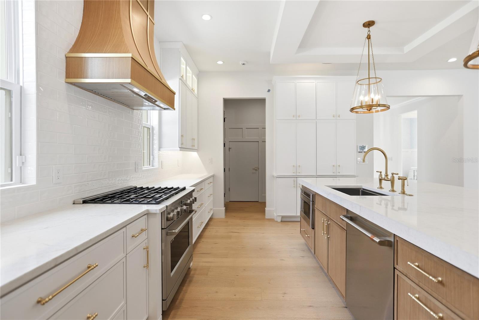 9 E NEWELL ST, WINTER GARDEN, FL, 34787