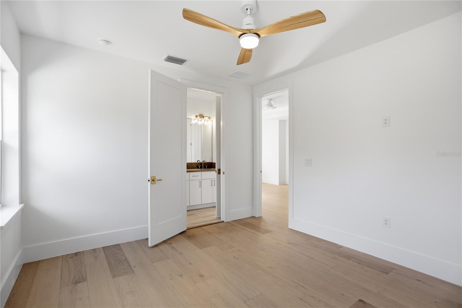 9 E NEWELL ST, WINTER GARDEN, FL, 34787