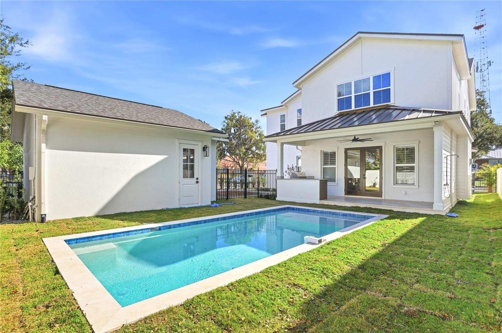 9 E NEWELL ST, WINTER GARDEN, FL, 34787