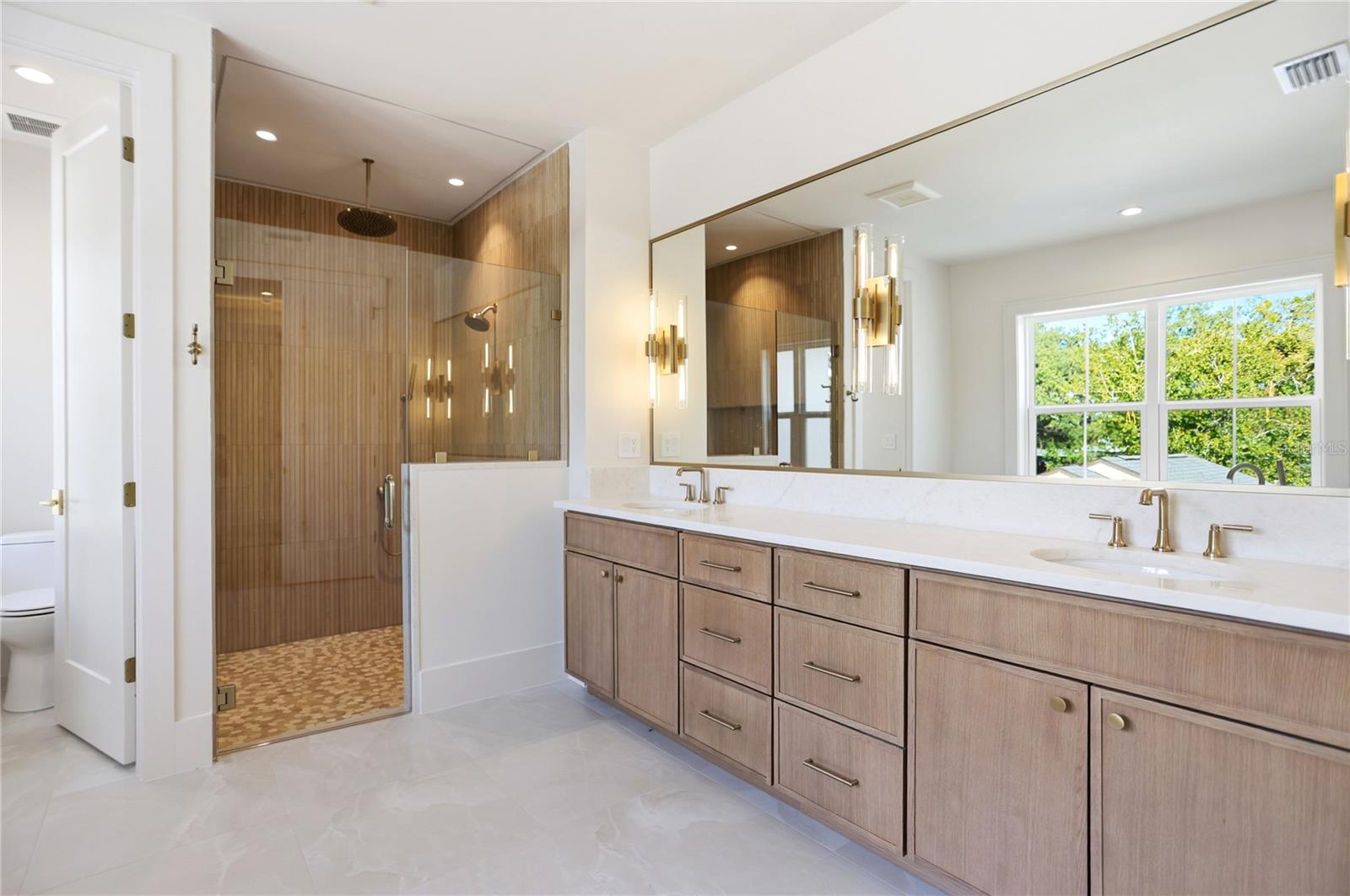 9 E NEWELL ST, WINTER GARDEN, FL, 34787