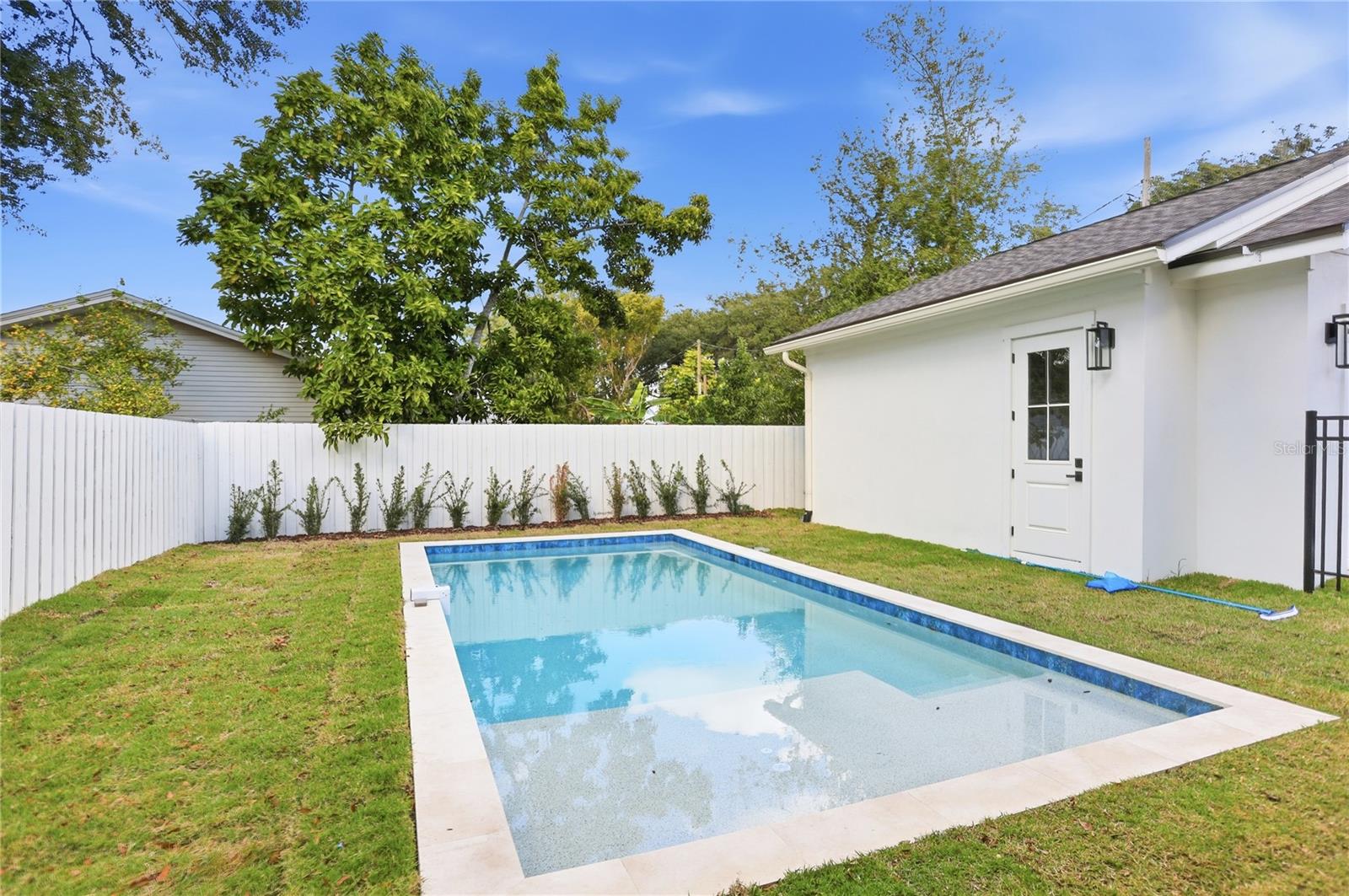 9 E NEWELL ST, WINTER GARDEN, FL, 34787