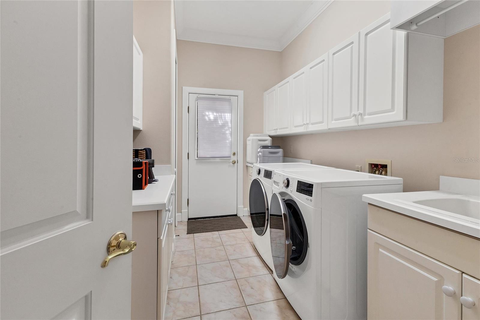 A4679288 Property Photo