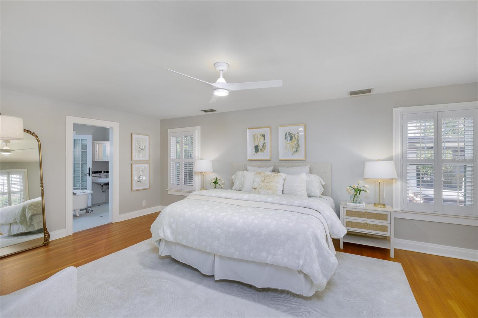 TB8467265 Property Photo