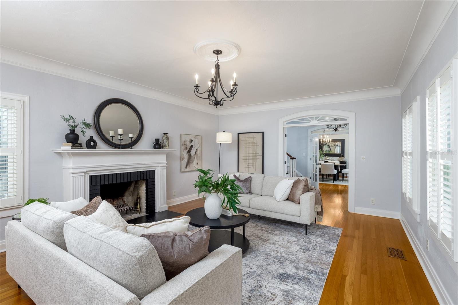 TB8467265 Property Photo