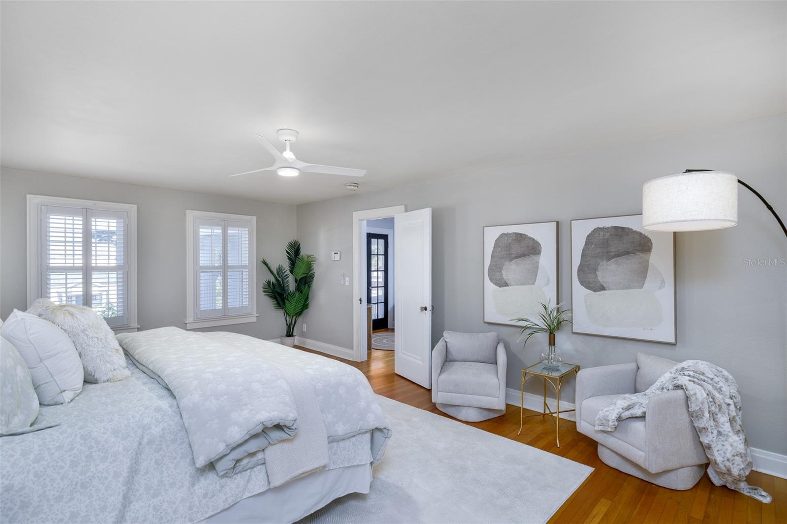 TB8467265 Property Photo